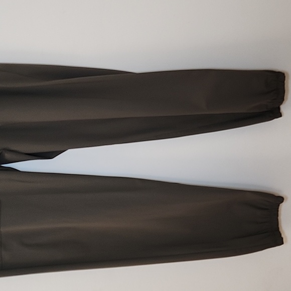 Vuori Women's Miles Olive Jogger Pants Size Meduim - Picture 4 of 16